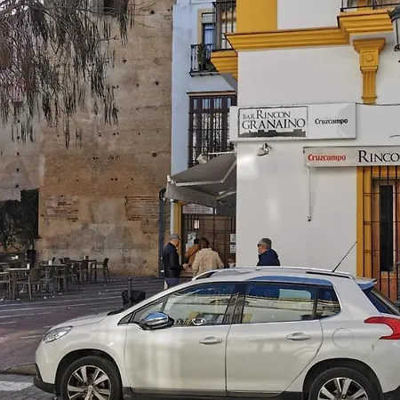 Готель Porvera Jerez Centro
